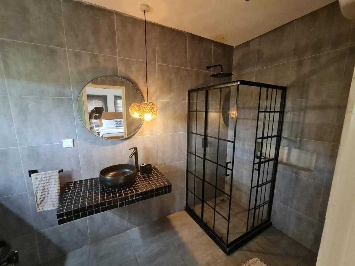 Serenity Residences & Spa - Kokrobite Beach Bagian luar foto