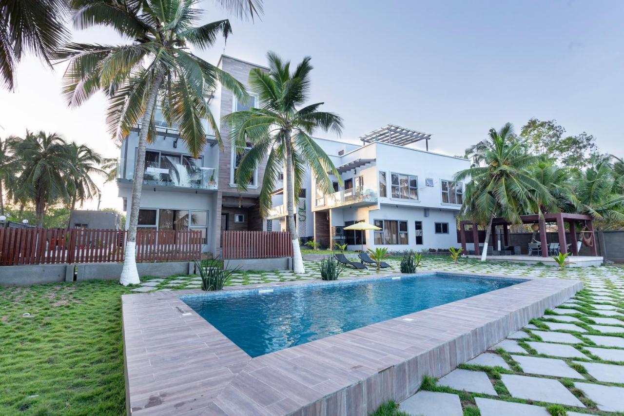 Serenity Residences & Spa - Kokrobite Beach Bagian luar foto