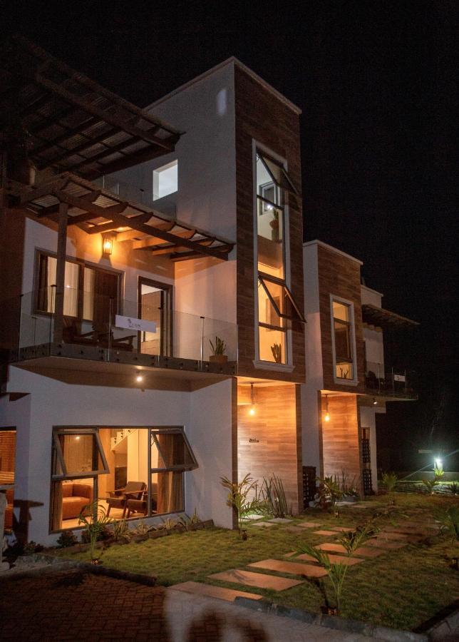 Serenity Residences & Spa - Kokrobite Beach Bagian luar foto