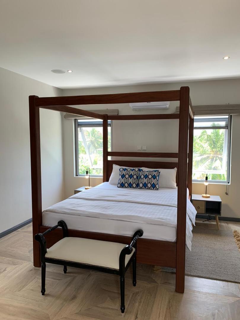 Serenity Residences & Spa - Kokrobite Beach Bagian luar foto
