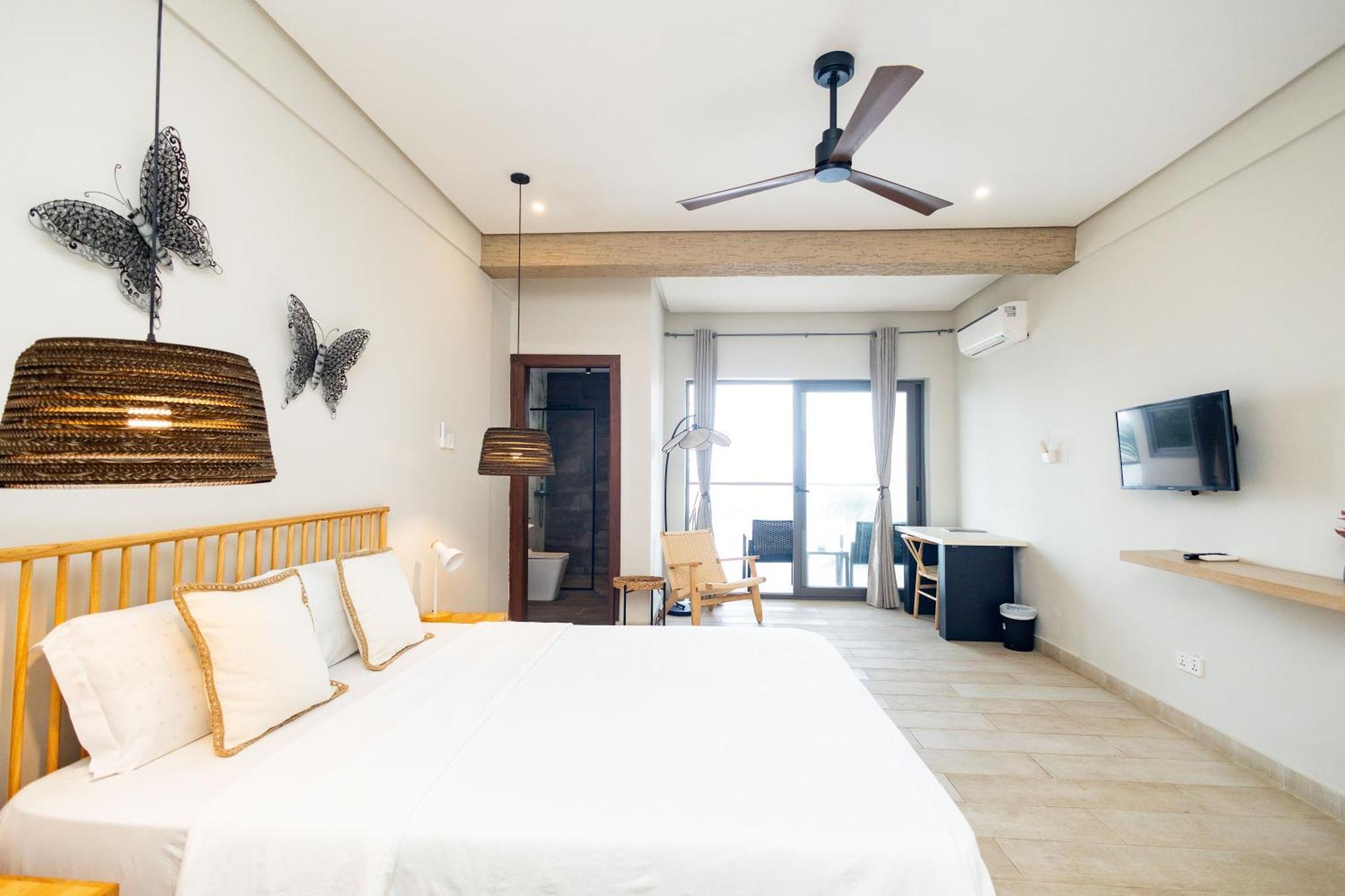 Serenity Residences & Spa - Kokrobite Beach Bagian luar foto